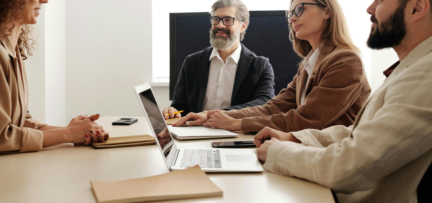 omc-group-nevis-estructuras-corporativas-corporate-structures